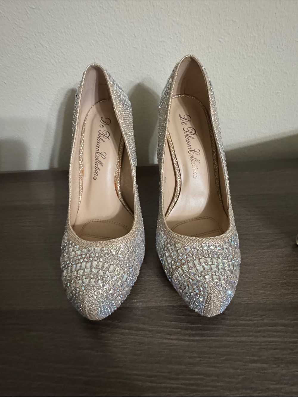 De Blossom Collection Glitter Crystal Pointed Toe Pumps - Champagne Gold